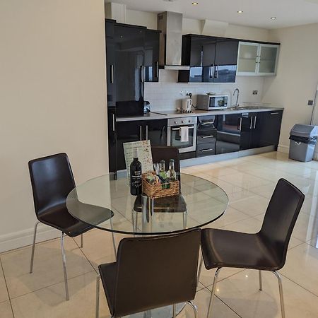 The Western Citypoint Apartments Galway Exteriör bild