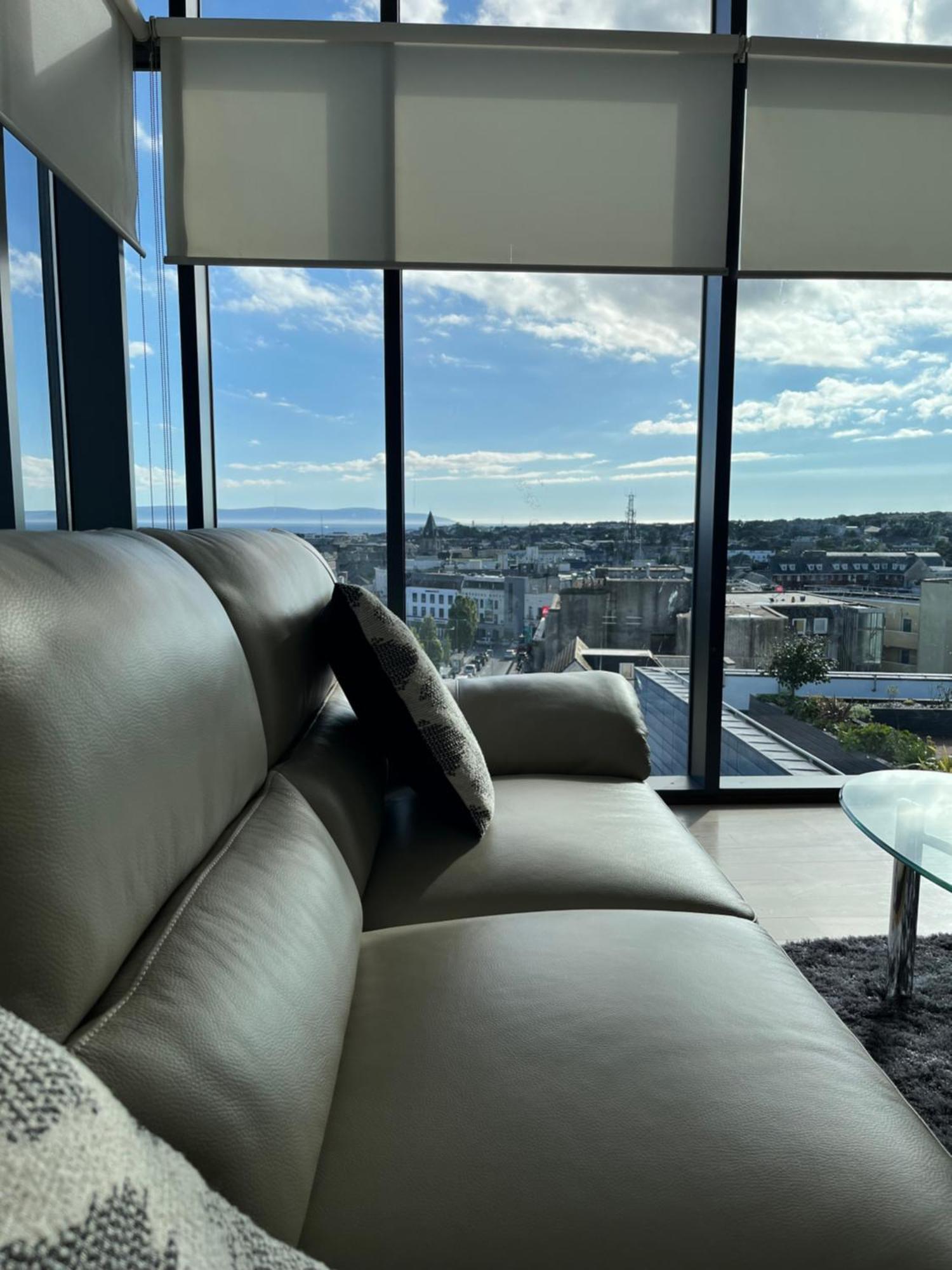 The Western Citypoint Apartments Galway Exteriör bild