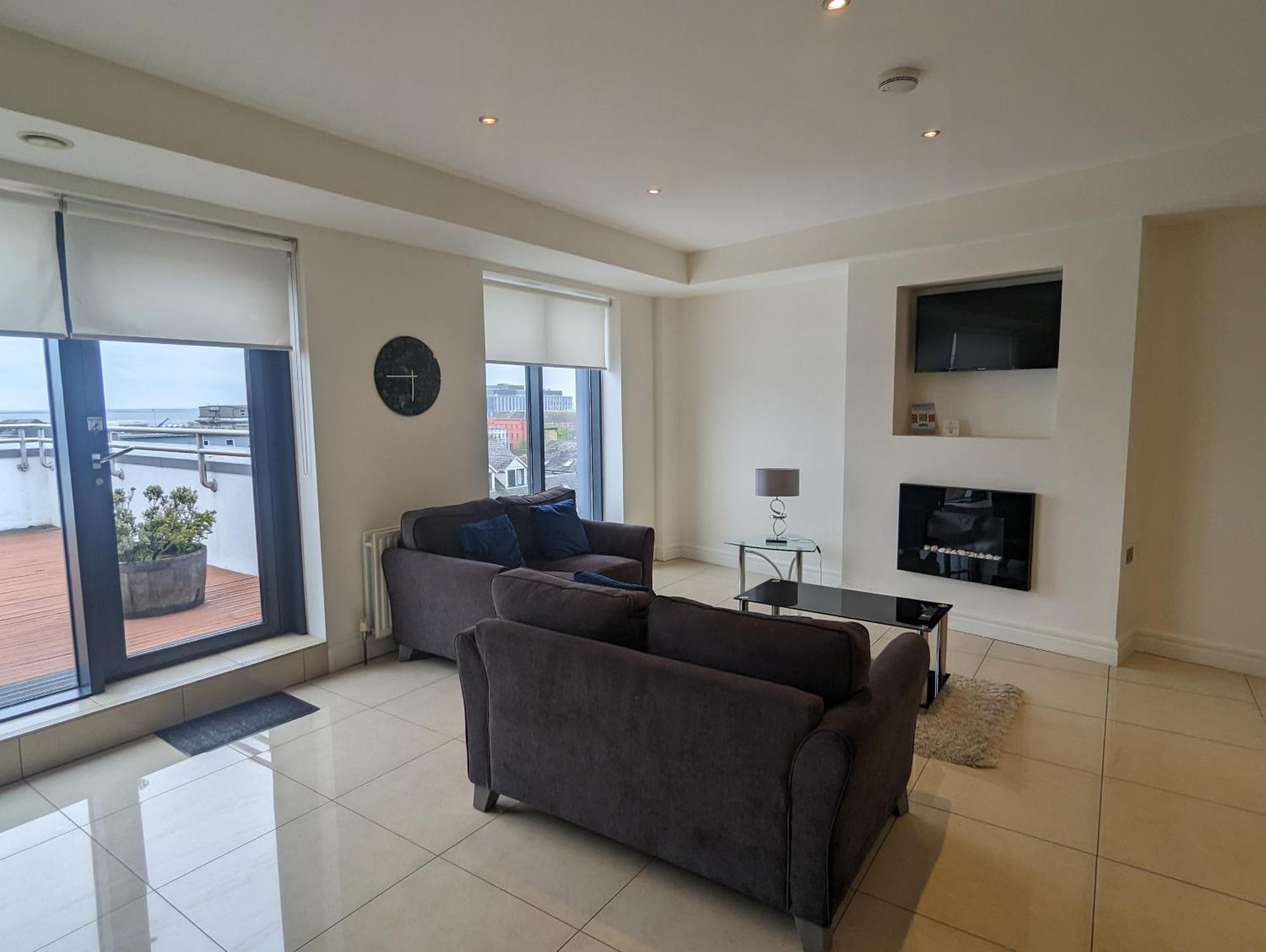 The Western Citypoint Apartments Galway Exteriör bild