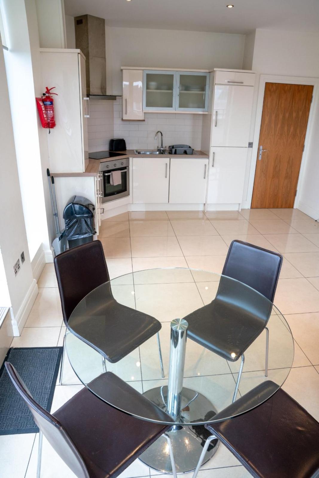 The Western Citypoint Apartments Galway Exteriör bild