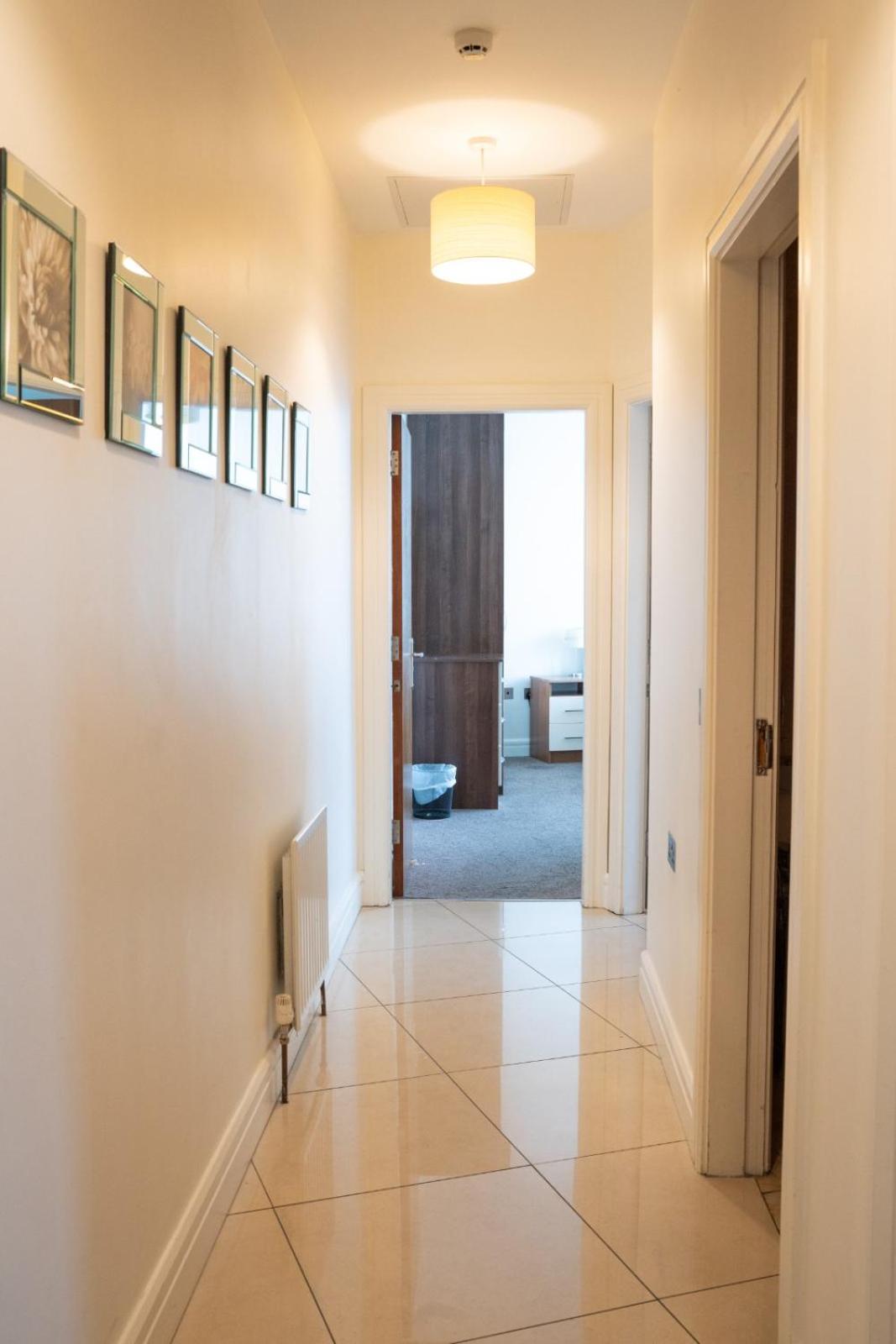 The Western Citypoint Apartments Galway Exteriör bild