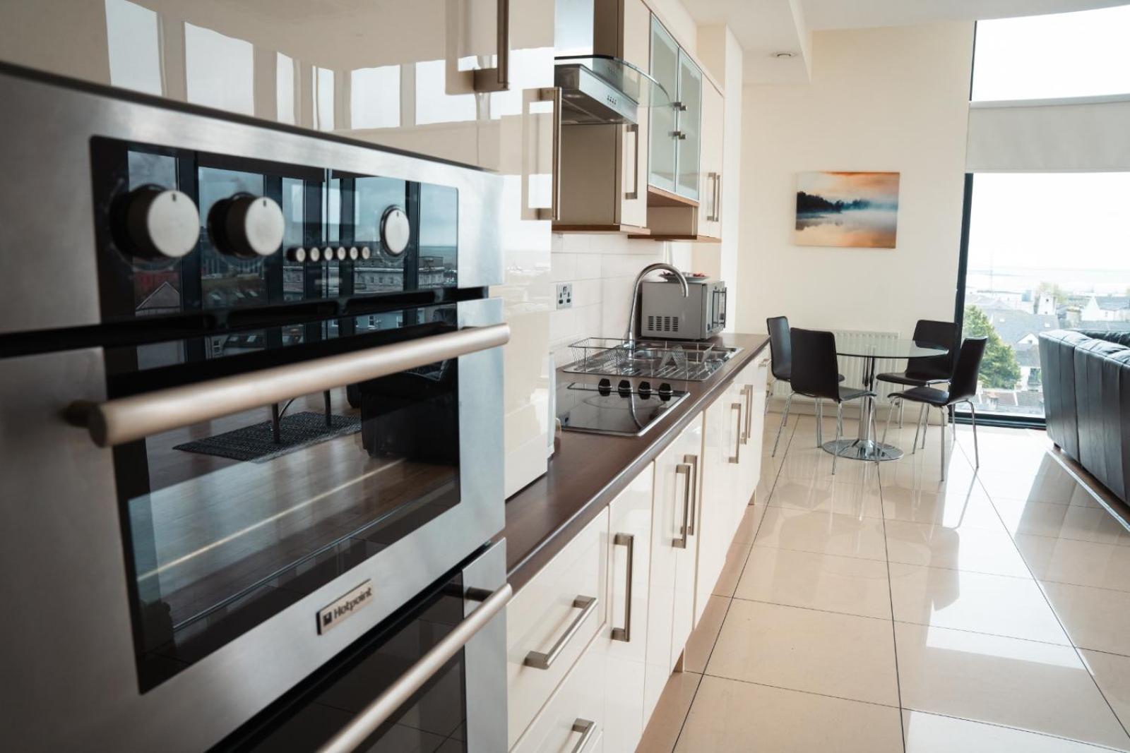 The Western Citypoint Apartments Galway Exteriör bild