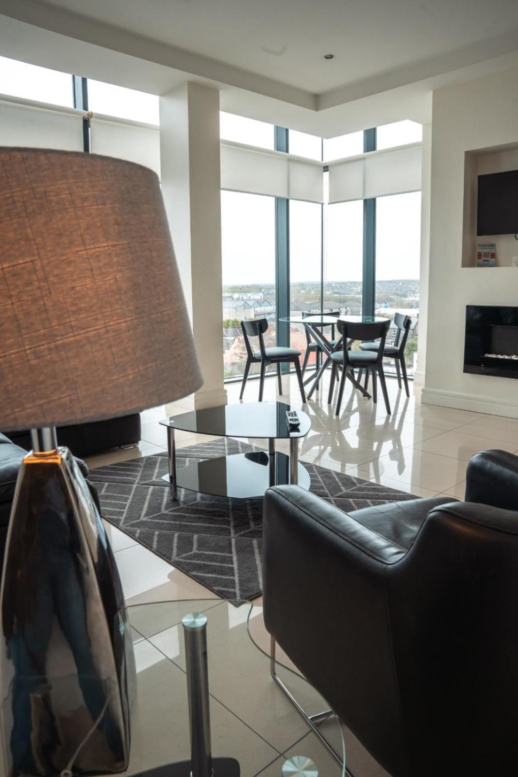The Western Citypoint Apartments Galway Exteriör bild