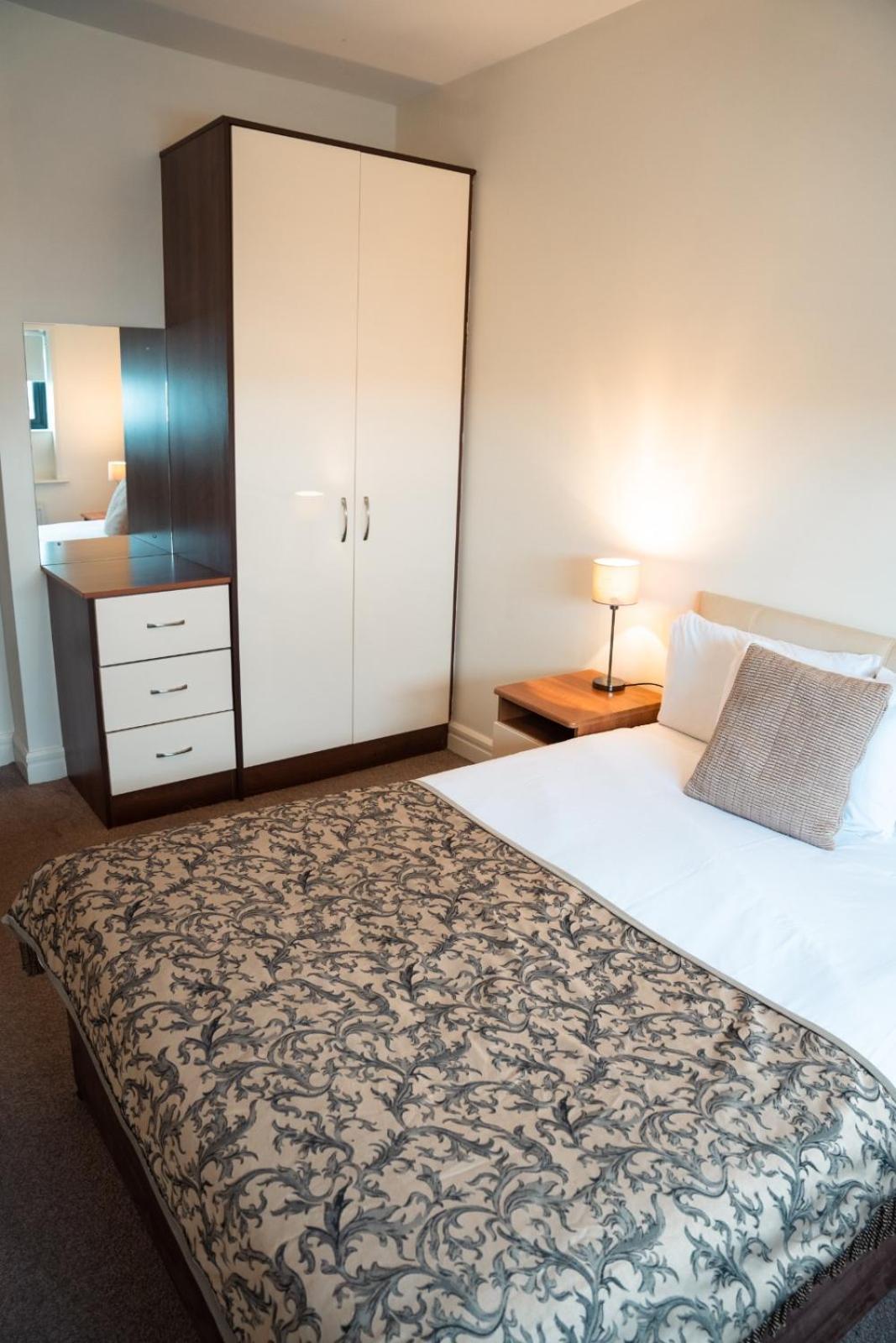 The Western Citypoint Apartments Galway Exteriör bild